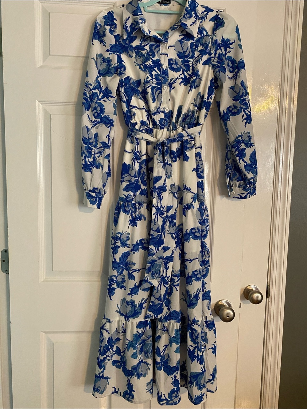 SHEIN White Maxi Dress with Blue Floral Print